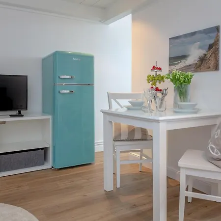 Kleine Kajuete Ad 6 App_ *