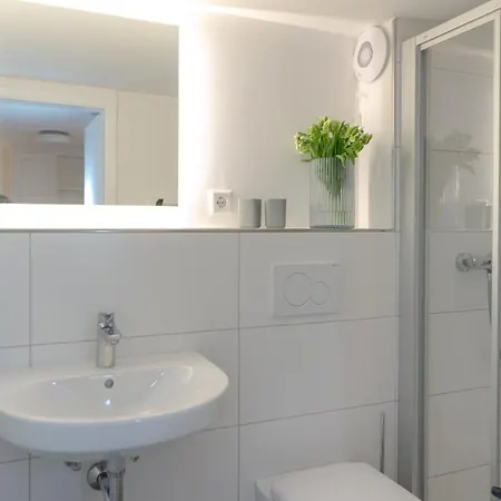 Kleine Kajuete Ad 6 App_ * Westerland